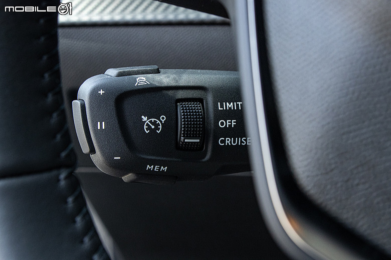 Peugeot 208 小改款試駕|不只賣浪漫情懷,更要用豐富內涵留住你的愛!