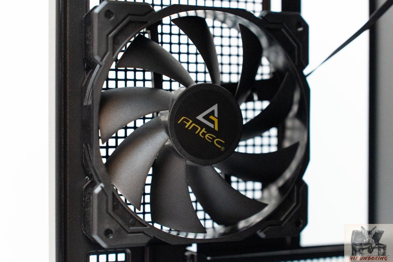 貓頭鷹的靜音拍檔 Antec P7 S 靜音機殼