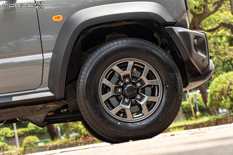 Suzuki Jimny 新年式試駕|補齊ACC、價格凍漲,不再只是任性的大玩具!