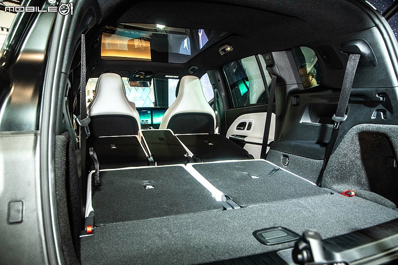 【採訪】預售價198萬元起，Mercedes-Benz全新純電GLB無預警現身！新年式GLE星耀版同步亮相！