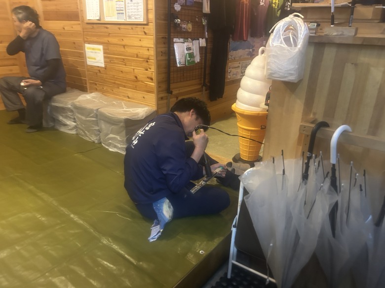 擱一擺雨中完登日本之顛-富士山