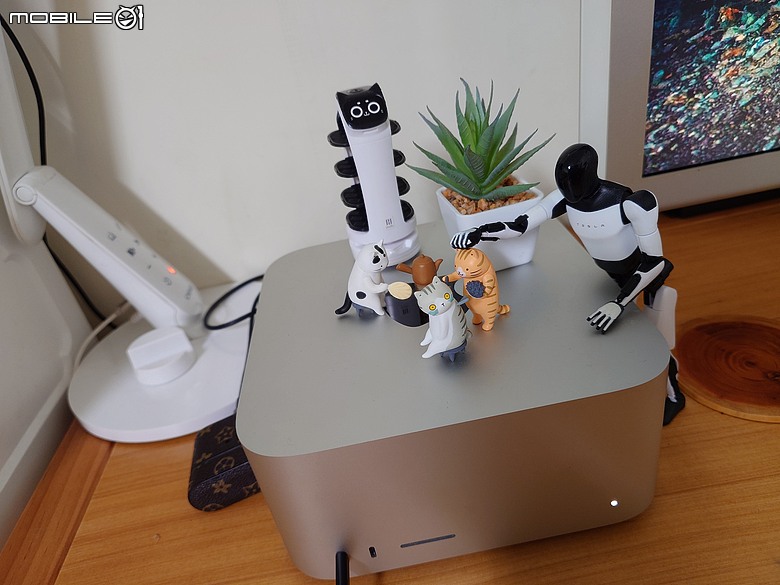 Mac Studio M2 Ultra + Mac Pro 5090：我的 AI 家教開發歷程
