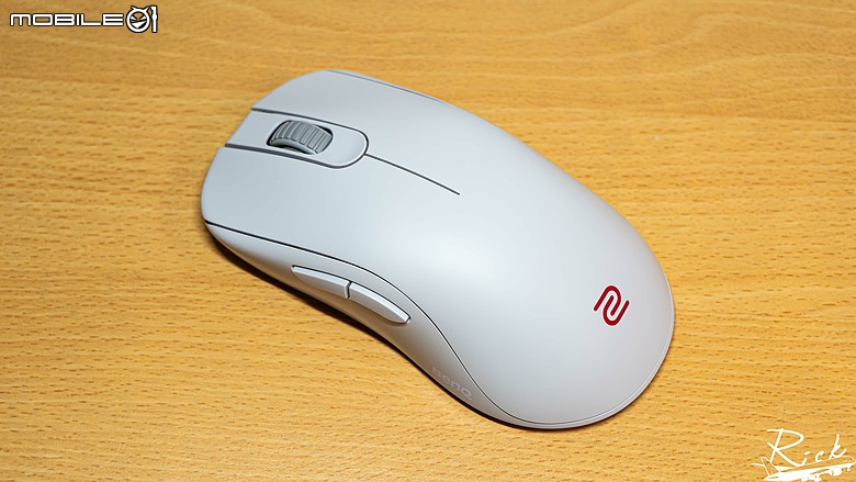 點我看大圖 【開箱】ZOWIE全新塗層與配色嘗試 | ZOWIE FK1-DW & ZOWIE ZA12-DW