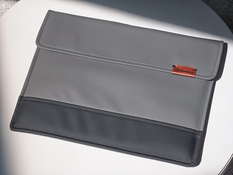 【MacBook防護三法寶】河馬引力HIPPORIZZ Aero 零感鍵盤膜 ▪ Frosta 磨砂保護殼 ▪ WasserElegant 筆電內袋 -開箱評價|實際使用心得與推薦