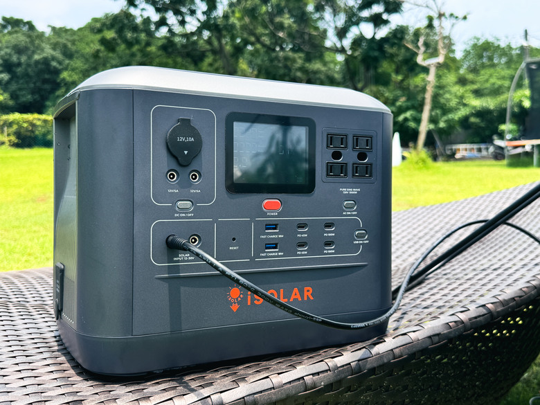 原本只是想買來防停電,沒想到現在每次露營都一定會帶著它