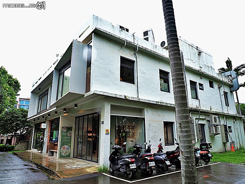 竹北新瓦屋客家文化保存區、采田福地、竹北泉州厝汾陽堂、東平問禮堂、竹北福佑宮(十三伯公)、蓮華寺、附掛美食之一浪拉麵 — 竹北一日雨中散策