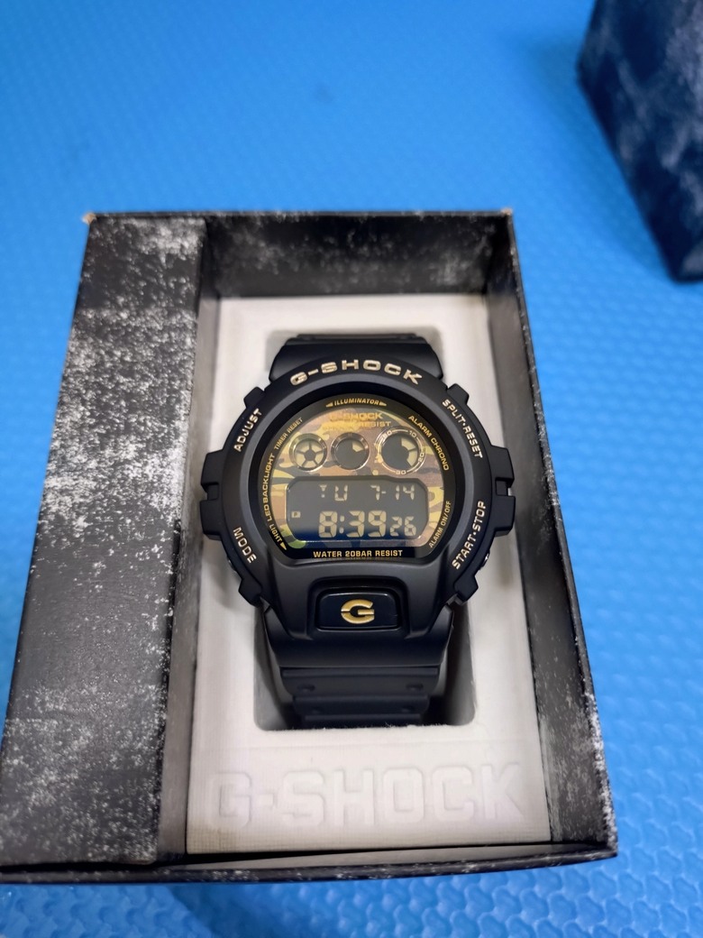 開箱：G-SHOCK 黑金迷彩 DW-6900CF