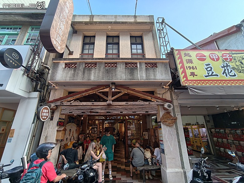 嘉義市立美術館、嘉義文化創意產業園區、嘉義城隍廟、嘉義市郵便局、文化路夜市，外掛美味可口的林聰明沙鍋魚頭、還有繁花似錦的臺南白河蓮花公園 — 2026 端午連假次日遊