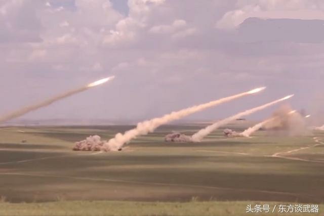 解放軍搶灘登陸！機器狼扛着火箭筒就上