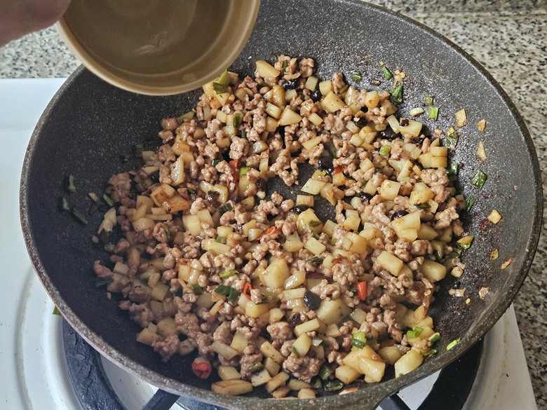 馬鈴薯炒絞肉