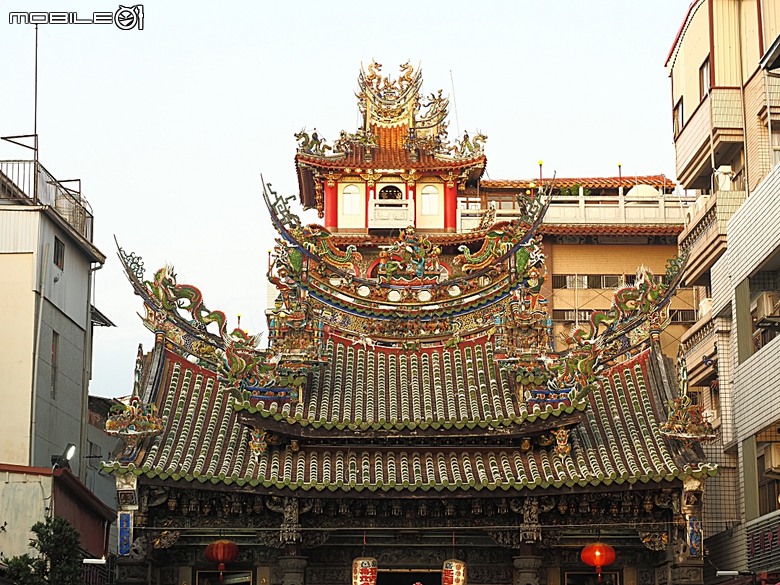 嘉義市立美術館、嘉義文化創意產業園區、嘉義城隍廟、嘉義市郵便局、文化路夜市，外掛美味可口的林聰明沙鍋魚頭、還有繁花似錦的臺南白河蓮花公園 — 2026 端午連假次日遊