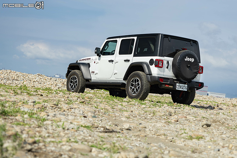 Jeep Wrangler Rubicon/Sahara 試駕｜歷經考驗的越野實力，帶你勇闖世界的每個角落！