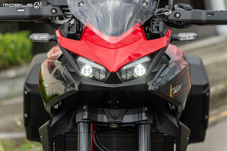 HONDA CB1000 GT 試駕｜不再做選擇，四缸、電懸、運動、舒適我全都要！