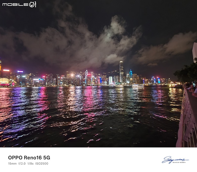 點我看大圖 OPPO Reno16 5G|動態照片創意升級,電子泡泡鏡打造潮拍新體驗!