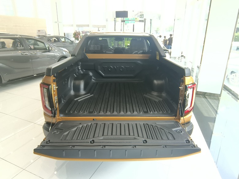 展間看完Hilux分享幾個印象深刻的地方