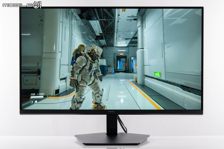 三星 Odyssey G8 G80HS 6K 電競螢幕開箱體驗 超高解析度／高更新率設定帶來至高遊戲體驗
