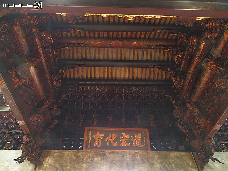 嘉義市立美術館、嘉義文化創意產業園區、嘉義城隍廟、嘉義市郵便局、文化路夜市，外掛美味可口的林聰明沙鍋魚頭、還有繁花似錦的臺南白河蓮花公園 — 2026 端午連假次日遊