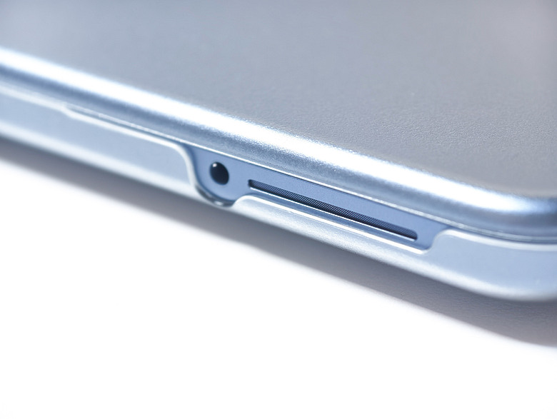 【MacBook防護三法寶】河馬引力HIPPORIZZ Aero 零感鍵盤膜 ▪ Frosta 磨砂保護殼 ▪ WasserElegant 筆電內袋 -開箱評價|實際使用心得與推薦