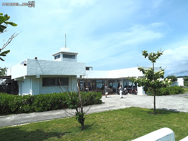 沙灘皮克敏探索之新北市篇 — 萬里海水浴場、金山中角、貢寮福隆海水浴場、石門白沙灣、三芝淺水灣、淡水沙崙、淡江大橋,還有Bossa Nova巴莎諾瓦海景餐廳與依海廚房之吃吃喝喝