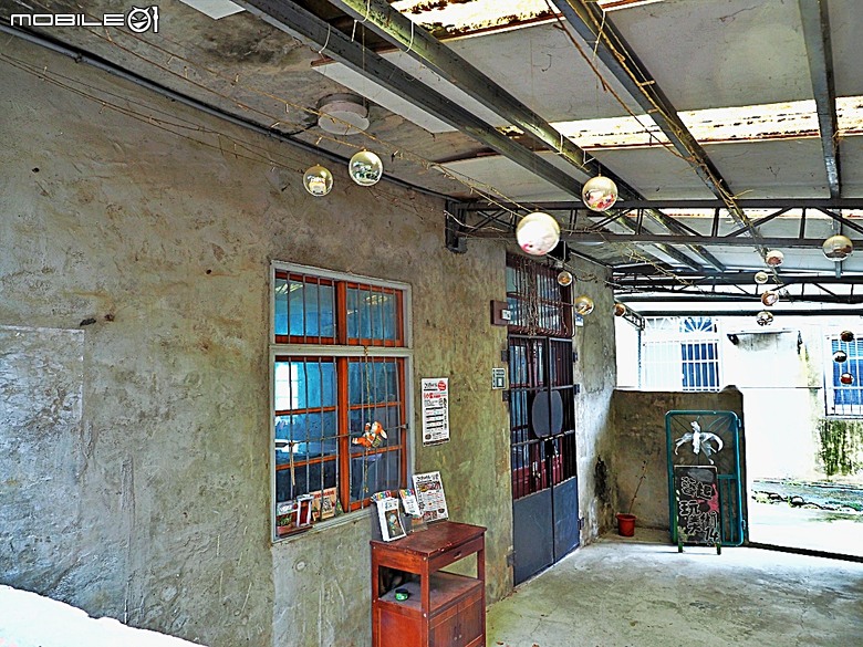 竹北新瓦屋客家文化保存區、采田福地、竹北泉州厝汾陽堂、東平問禮堂、竹北福佑宮(十三伯公)、蓮華寺、附掛美食之一浪拉麵 — 竹北一日雨中散策