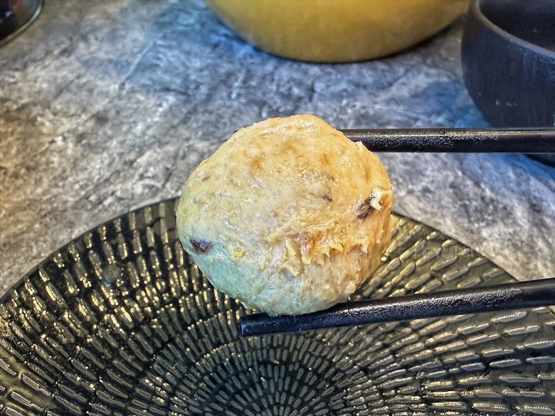 手切冷藏文昌雞、金雞元寶盛器，享受美味的同時，滿額送鹿芝谷生態園區門票
