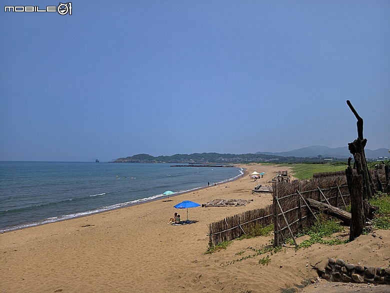 沙灘皮克敏探索之新北市篇 — 萬里海水浴場、金山中角、貢寮福隆海水浴場、石門白沙灣、三芝淺水灣、淡水沙崙、淡江大橋,還有Bossa Nova巴莎諾瓦海景餐廳與依海廚房之吃吃喝喝