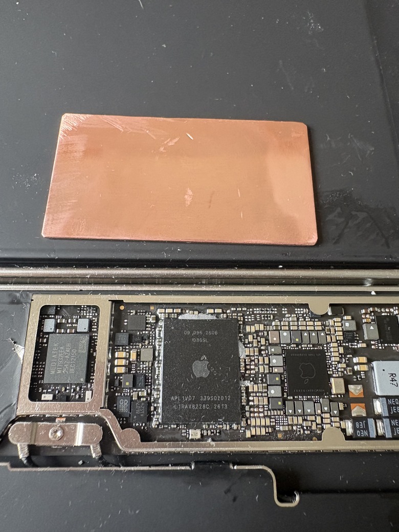 macbook neo導熱散熱墊diy