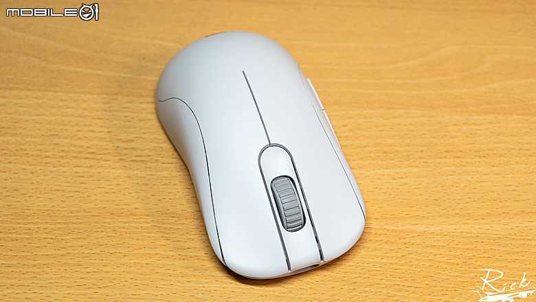點我看大圖 【開箱】ZOWIE全新塗層與配色嘗試 | ZOWIE FK1-DW & ZOWIE ZA12-DW
