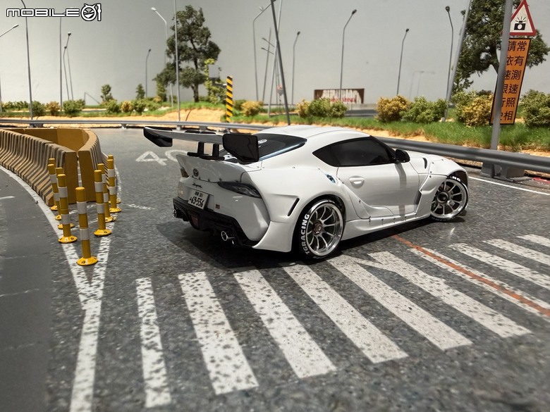 點我看大圖 【遙控模型】體驗極致奢華 Toyota GR Supra A90 Rocket Bunny/Pandem V2 - LSD Mono