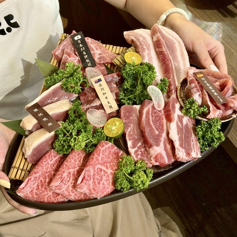 【食記】高雄燒肉推薦｜開到凌晨1點，晚下班也吃得到