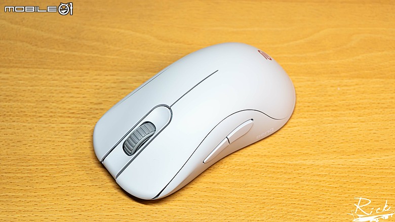 點我看大圖 【開箱】ZOWIE全新塗層與配色嘗試 | ZOWIE FK1-DW & ZOWIE ZA12-DW