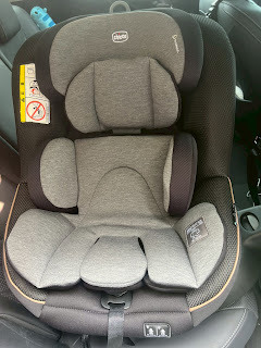 #開箱 高敏感寶寶！Chicco Seat105 i-Size 旋轉汽座實測（附車型搭配）