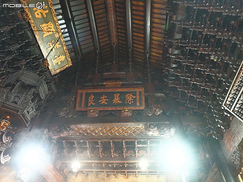 嘉義市立美術館、嘉義文化創意產業園區、嘉義城隍廟、嘉義市郵便局、文化路夜市，外掛美味可口的林聰明沙鍋魚頭、還有繁花似錦的臺南白河蓮花公園 — 2026 端午連假次日遊