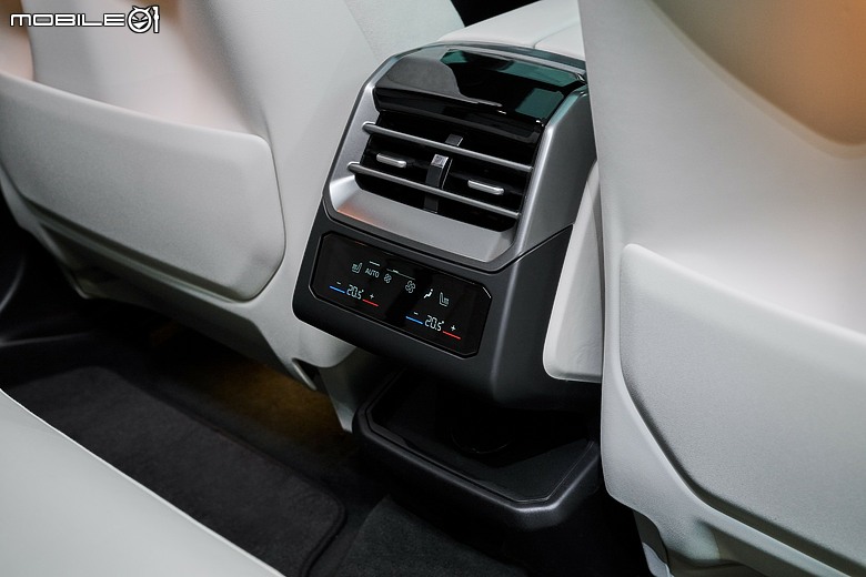 【海外新訊】BMW 大改款 X5 全貌揭露,今年底正式推出市場!