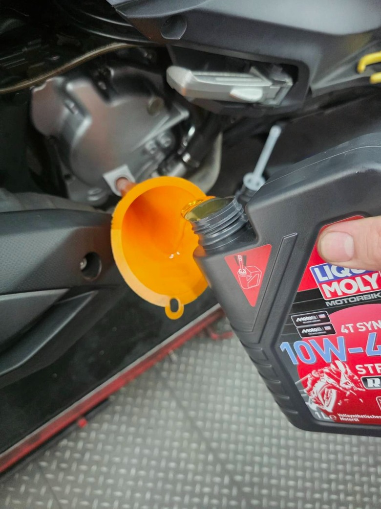 SYM GTS300i 水泵漏水維修紀錄 & 傳動整理