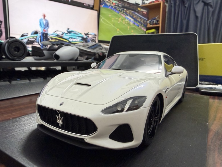 [開箱]1/18 Maserati GranTurismo