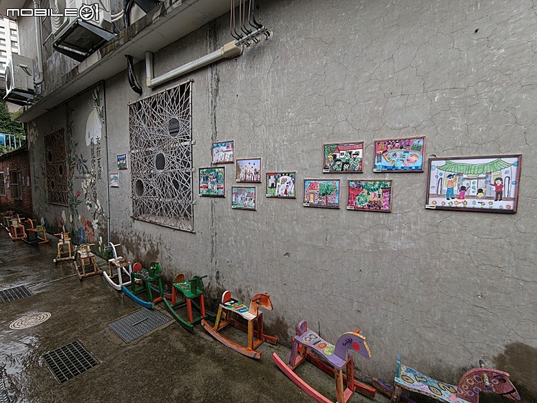竹北新瓦屋客家文化保存區、采田福地、竹北泉州厝汾陽堂、東平問禮堂、竹北福佑宮(十三伯公)、蓮華寺、附掛美食之一浪拉麵 — 竹北一日雨中散策