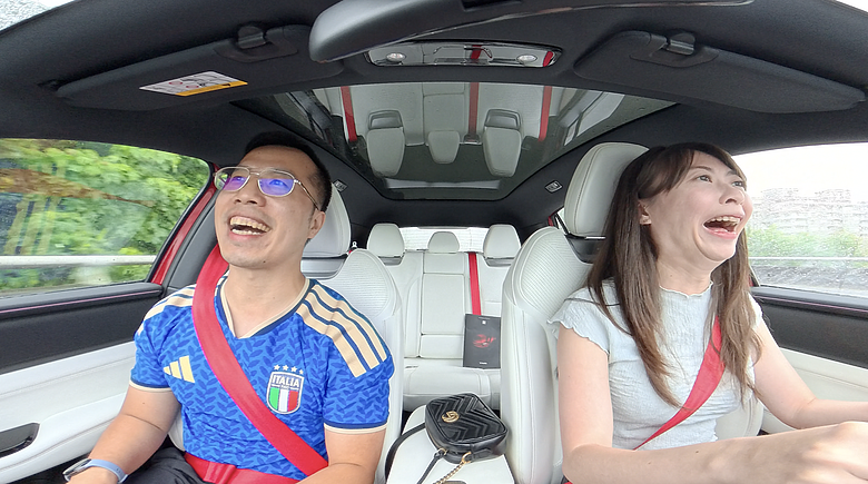 【純電試駕】帶10年燃油車好友首駕 BRIA 雙馬達版！新手上路輔助駕駛全紀錄
