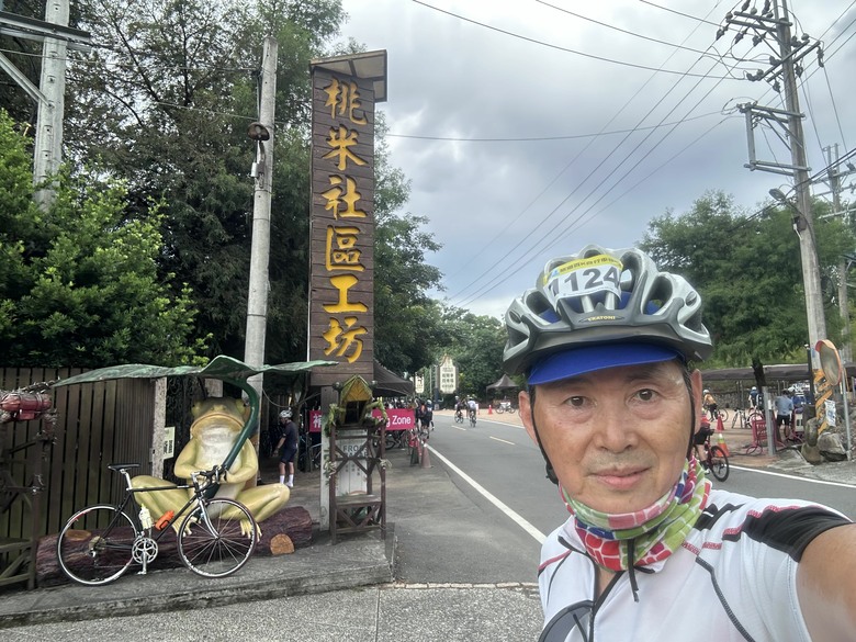 跟著博愛車隊參加中華民國自行車騎士協會籌辦的2026南投旅遊百k自行車小鎮漫遊活動,由中興新村出發經草屯、國姓、埔里、魚池(日月潭)、集集及名間再O繞回南投市出發點,Calamita due city tour