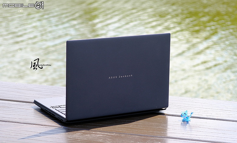 點我看大圖 ASUS ZenBook Duo摺疊雙螢幕搭載Intel X9 388H開箱深度解析