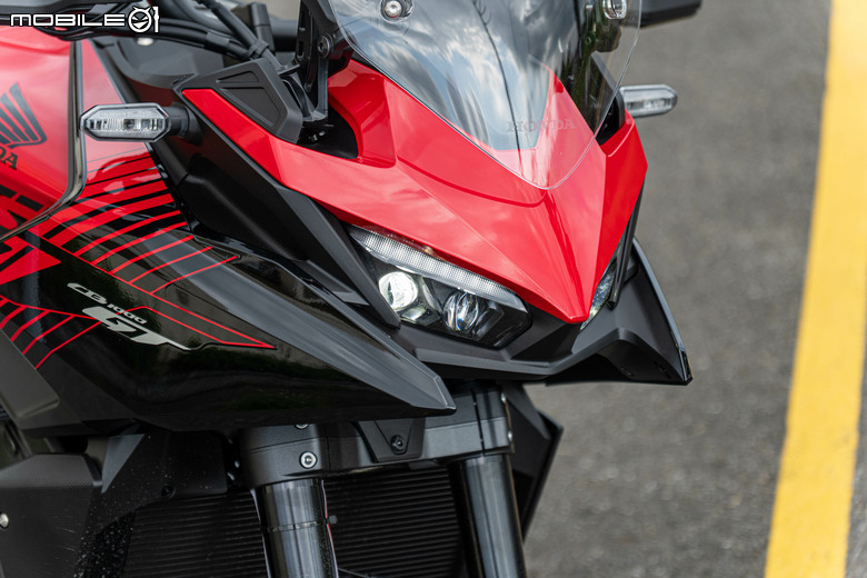 HONDA CB1000 GT 試駕｜不再做選擇，四缸、電懸、運動、舒適我全都要！