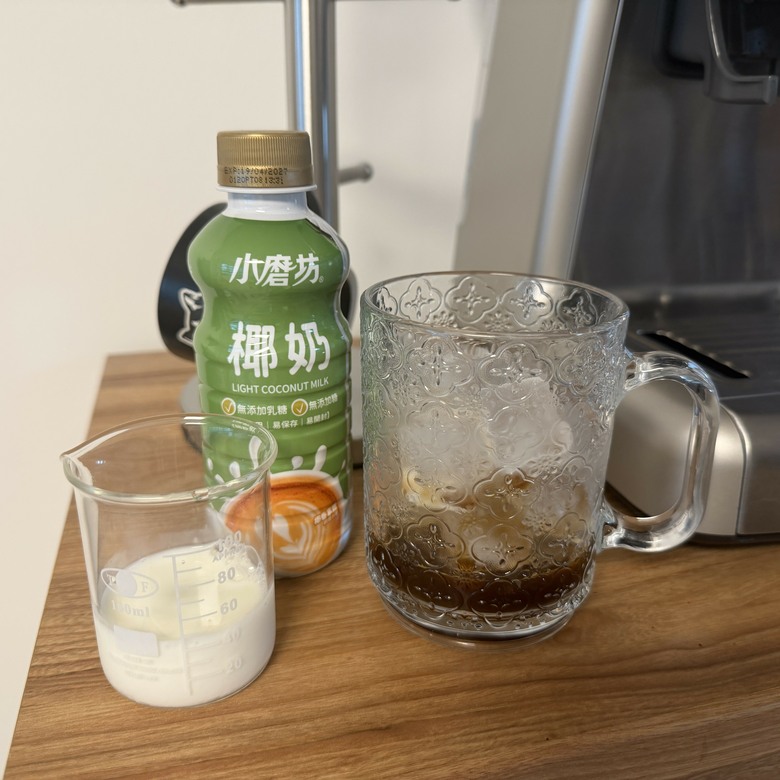 點我看大圖 家裡多了咖啡機,就變老婆的咖啡工(內有特調/跪求飲譜)