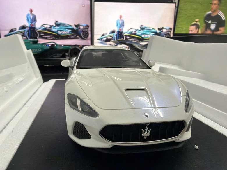[開箱]1/18 Maserati GranTurismo