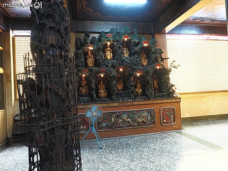 嘉義市立美術館、嘉義文化創意產業園區、嘉義城隍廟、嘉義市郵便局、文化路夜市，外掛美味可口的林聰明沙鍋魚頭、還有繁花似錦的臺南白河蓮花公園 — 2026 端午連假次日遊