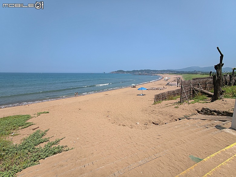 沙灘皮克敏探索之新北市篇 — 萬里海水浴場、金山中角、貢寮福隆海水浴場、石門白沙灣、三芝淺水灣、淡水沙崙、淡江大橋,還有Bossa Nova巴莎諾瓦海景餐廳與依海廚房之吃吃喝喝