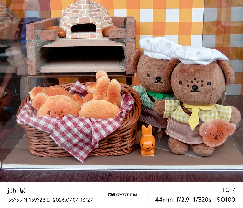 點我看大圖 再看一次東京第二日(川越(小江戶)、西櫻亭-川越店、米飛兔 MIFFY KITCHEN & BAKERY川越店、冰川神社、小川菊-鰻魚飯、新宿街頭貓咪、清州橋下、焼き豚ラーメン 東煌)(OM SYSTEM OM-1II、OM-3、OM-5II、TG-7)