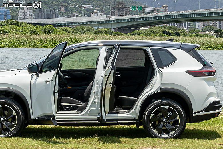 Nissan 小改款 X-Trail 試駕報導｜重點配備補強，精緻和風取勝！
