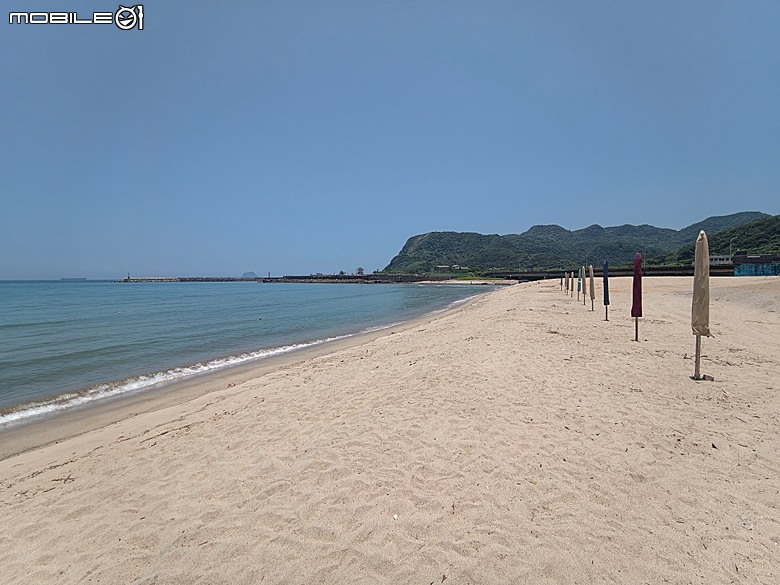 沙灘皮克敏探索之新北市篇 — 萬里海水浴場、金山中角、貢寮福隆海水浴場、石門白沙灣、三芝淺水灣、淡水沙崙、淡江大橋,還有Bossa Nova巴莎諾瓦海景餐廳與依海廚房之吃吃喝喝