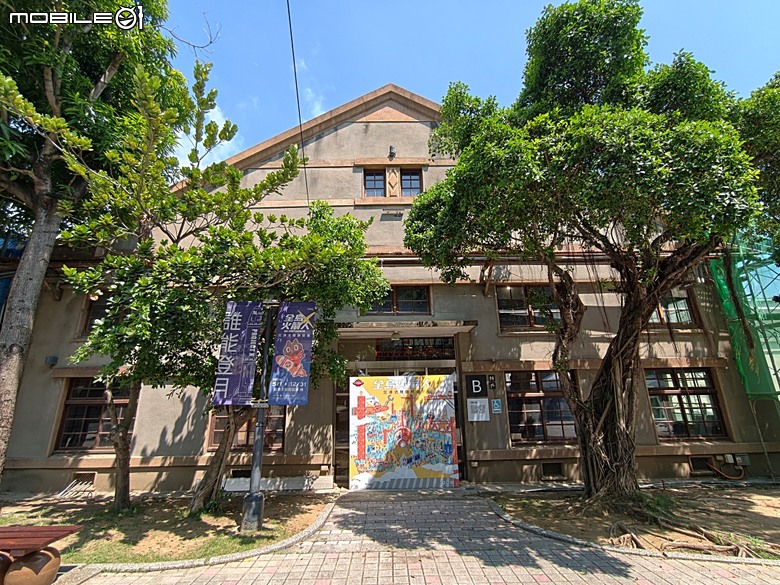 嘉義市立美術館、嘉義文化創意產業園區、嘉義城隍廟、嘉義市郵便局、文化路夜市，外掛美味可口的林聰明沙鍋魚頭、還有繁花似錦的臺南白河蓮花公園 — 2026 端午連假次日遊