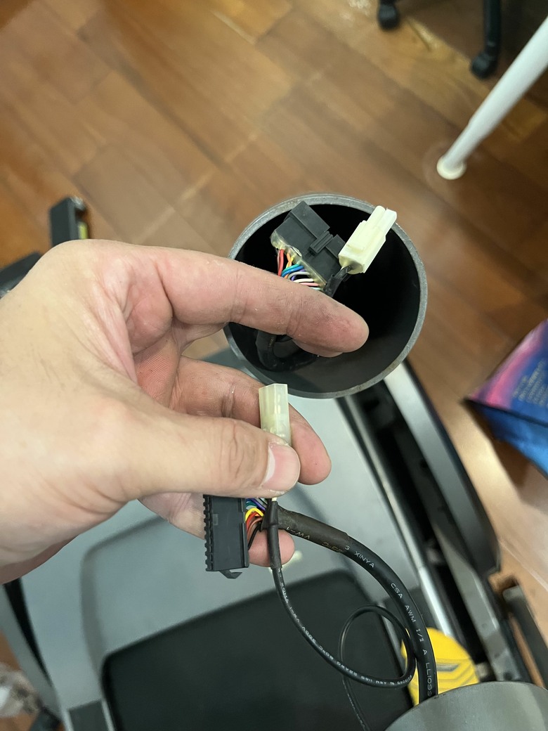 拆機、移機，好重一台。